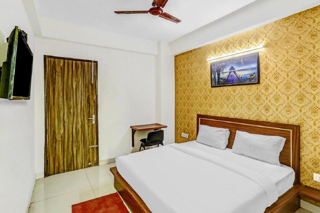 Hotel Noida Continental At Noida City Center Εξωτερικό φωτογραφία