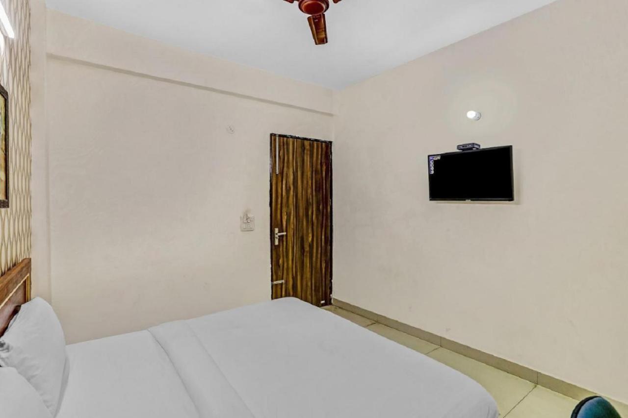 Hotel Noida Continental At Noida City Center Εξωτερικό φωτογραφία