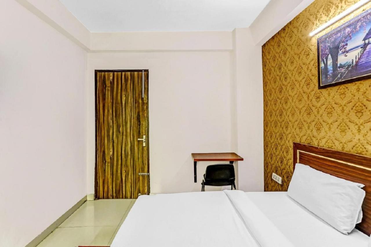 Hotel Noida Continental At Noida City Center Εξωτερικό φωτογραφία